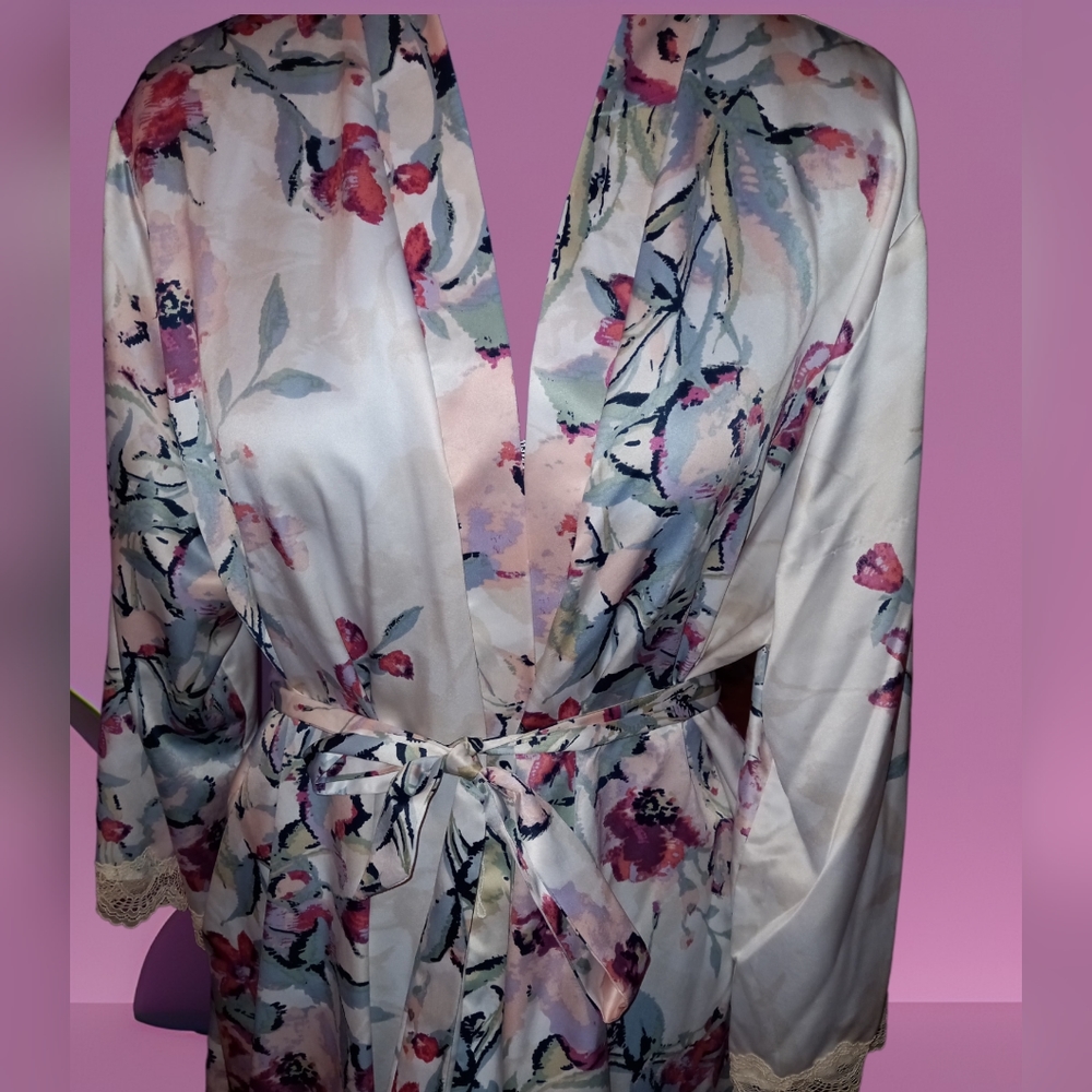 Robe set - Picture 2 of 3